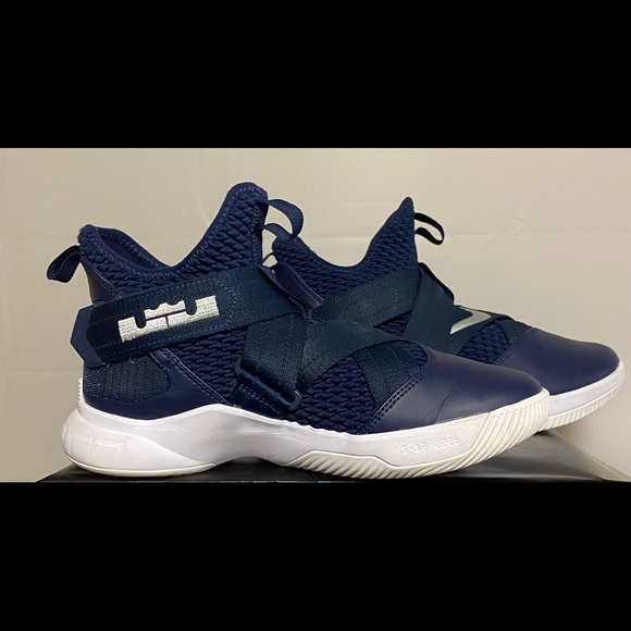 Nike Mens Lebron Soldier 12 Tb